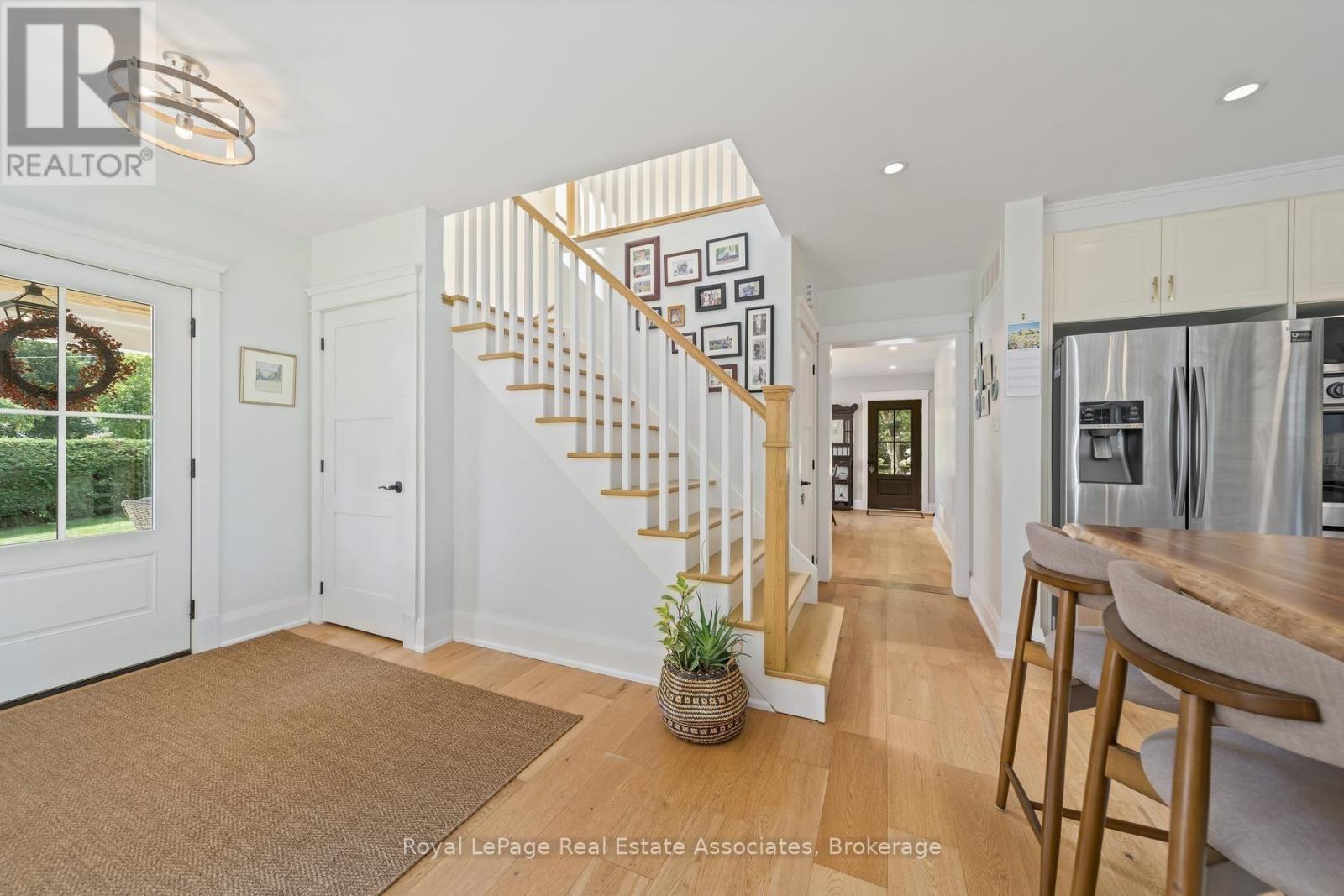 16 Wildwood Road, Halton Hills (Glen Williams), Ontario  L7G 2W7 - Photo 20 - W13823710