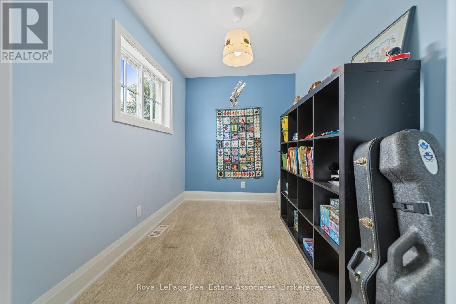 16 Wildwood Road, Halton Hills (Glen Williams), Ontario  L7G 2W7 - Photo 24 - W13823710