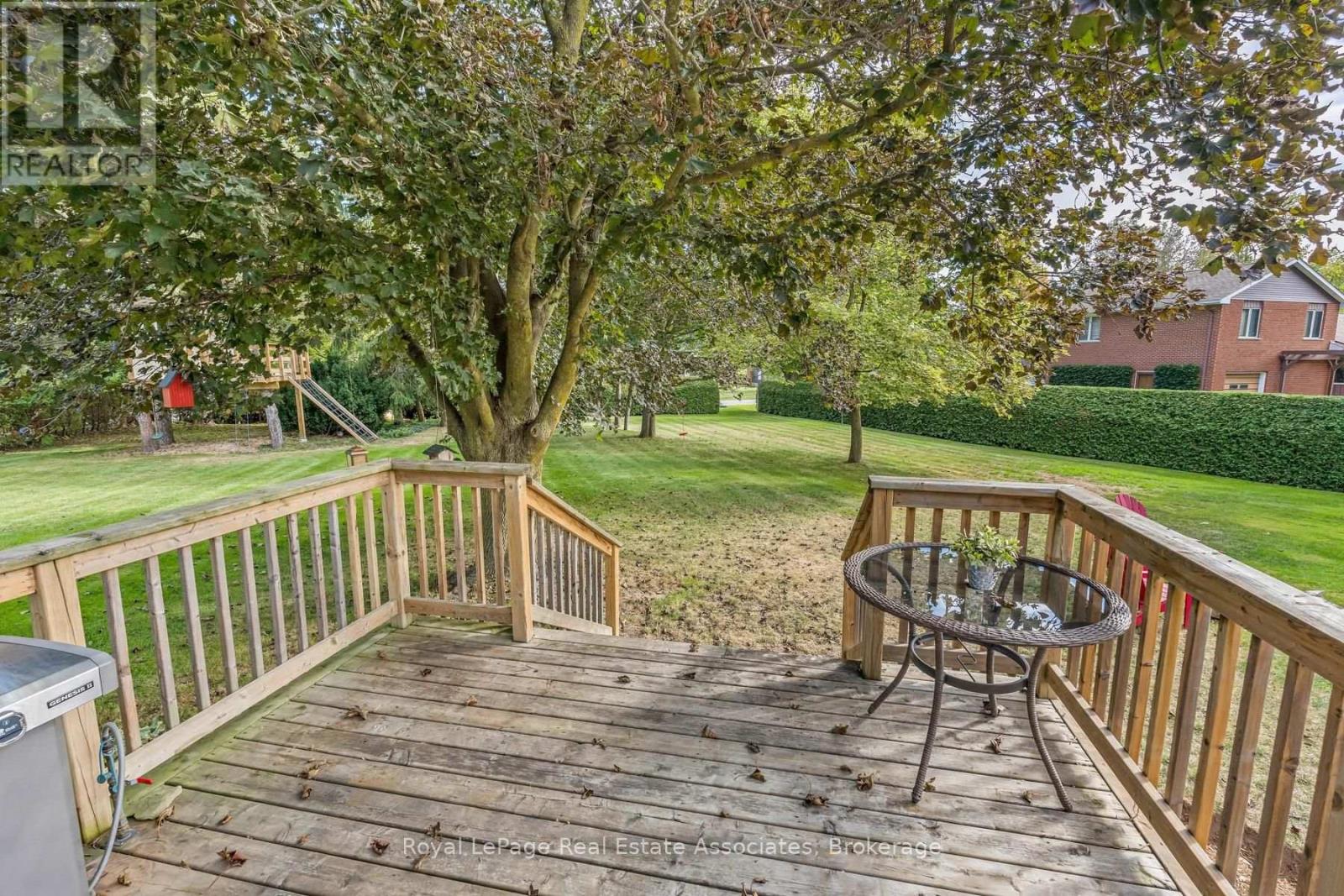 16 Wildwood Road, Halton Hills (Glen Williams), Ontario  L7G 2W7 - Photo 38 - W13823710