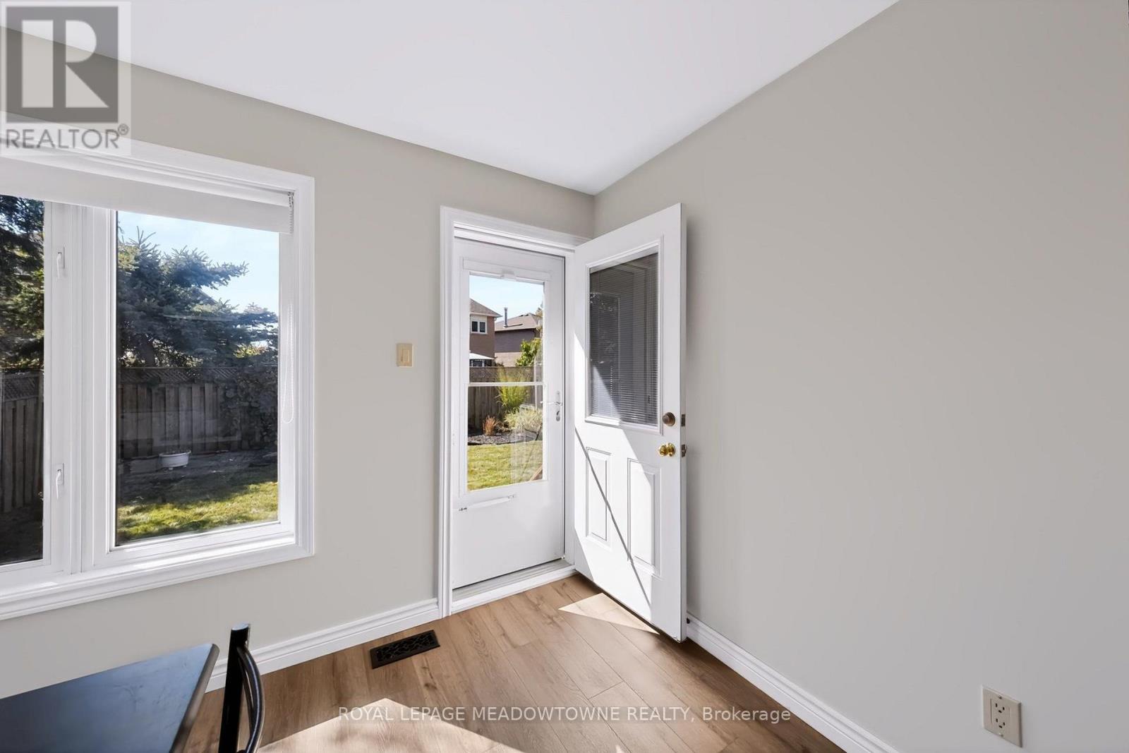 16 Harrop Avenue, Halton Hills (Georgetown), Ontario  L7G 5R2 - Photo 19 - W13824726