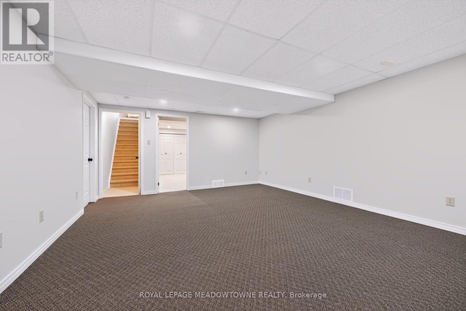 16 Harrop Avenue, Halton Hills (Georgetown), Ontario  L7G 5R2 - Photo 32 - W13824726