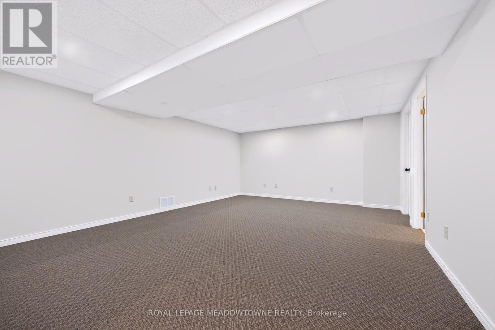 16 Harrop Avenue, Halton Hills (Georgetown), Ontario  L7G 5R2 - Photo 33 - W13824726