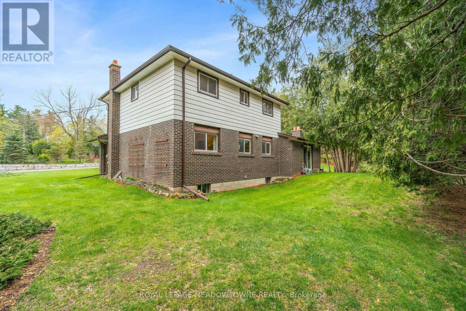 39 Wildwood Road, Halton Hills (Glen Williams), Ontario  L7G 2W8 - Photo 42 - W13824936