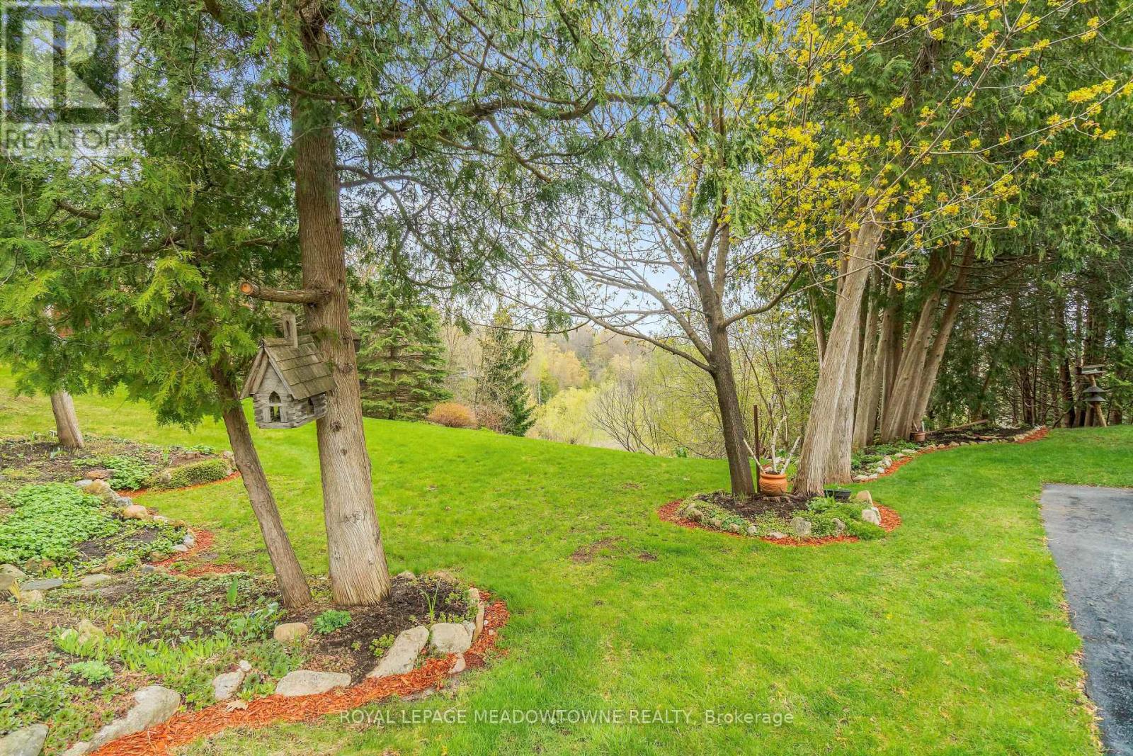 39 Wildwood Road, Halton Hills (Glen Williams), Ontario  L7G 2W8 - Photo 43 - W13824936