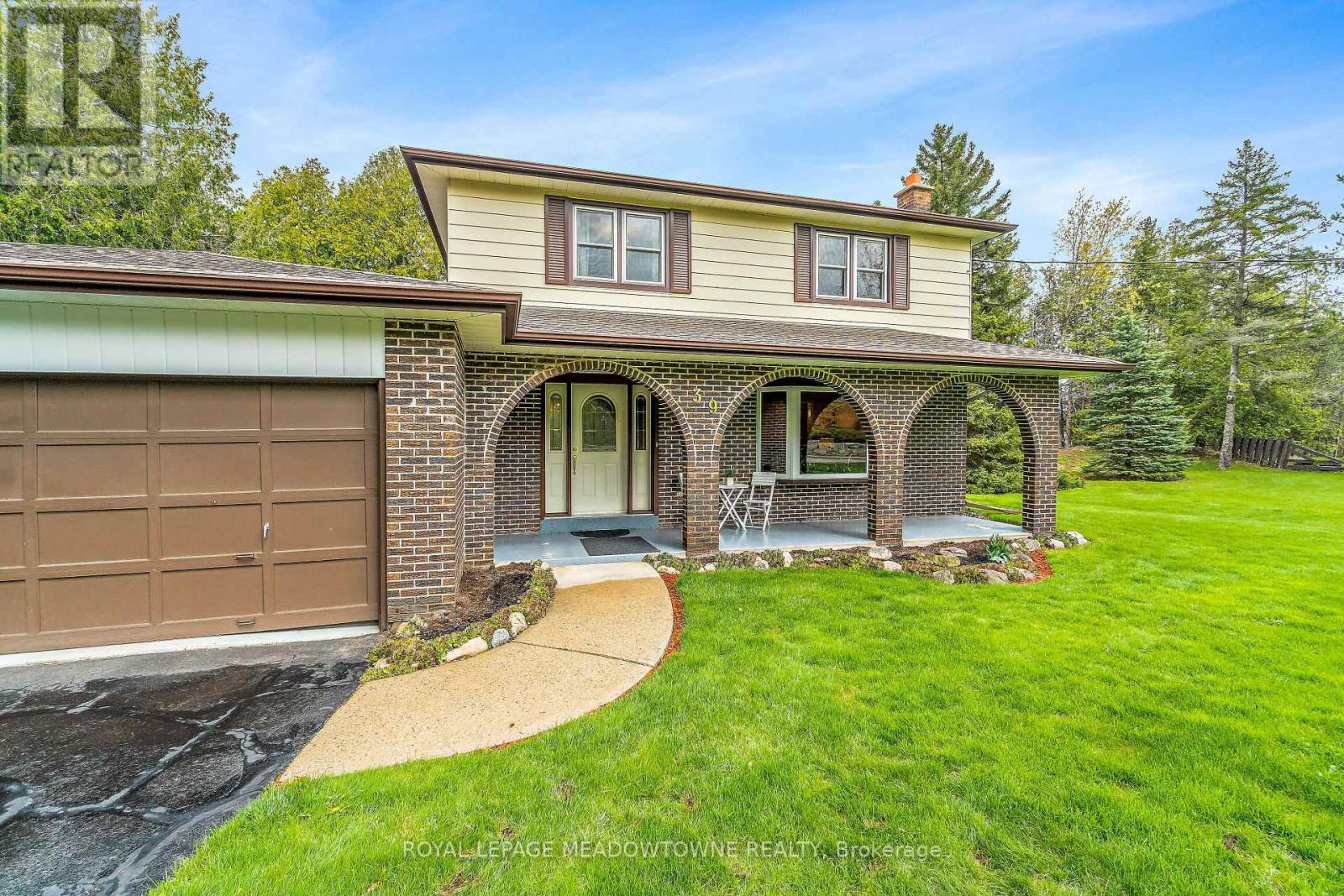 39 Wildwood Road, Halton Hills (Glen Williams), Ontario  L7G 2W8 - Photo 5 - W13824936