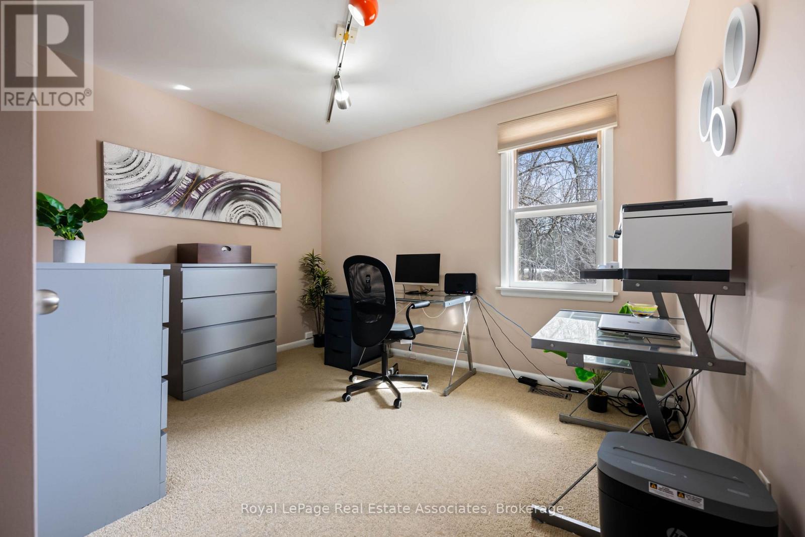 8 Ann Street, Halton Hills (Georgetown), Ontario  L7G 2V2 - Photo 29 - W13825176