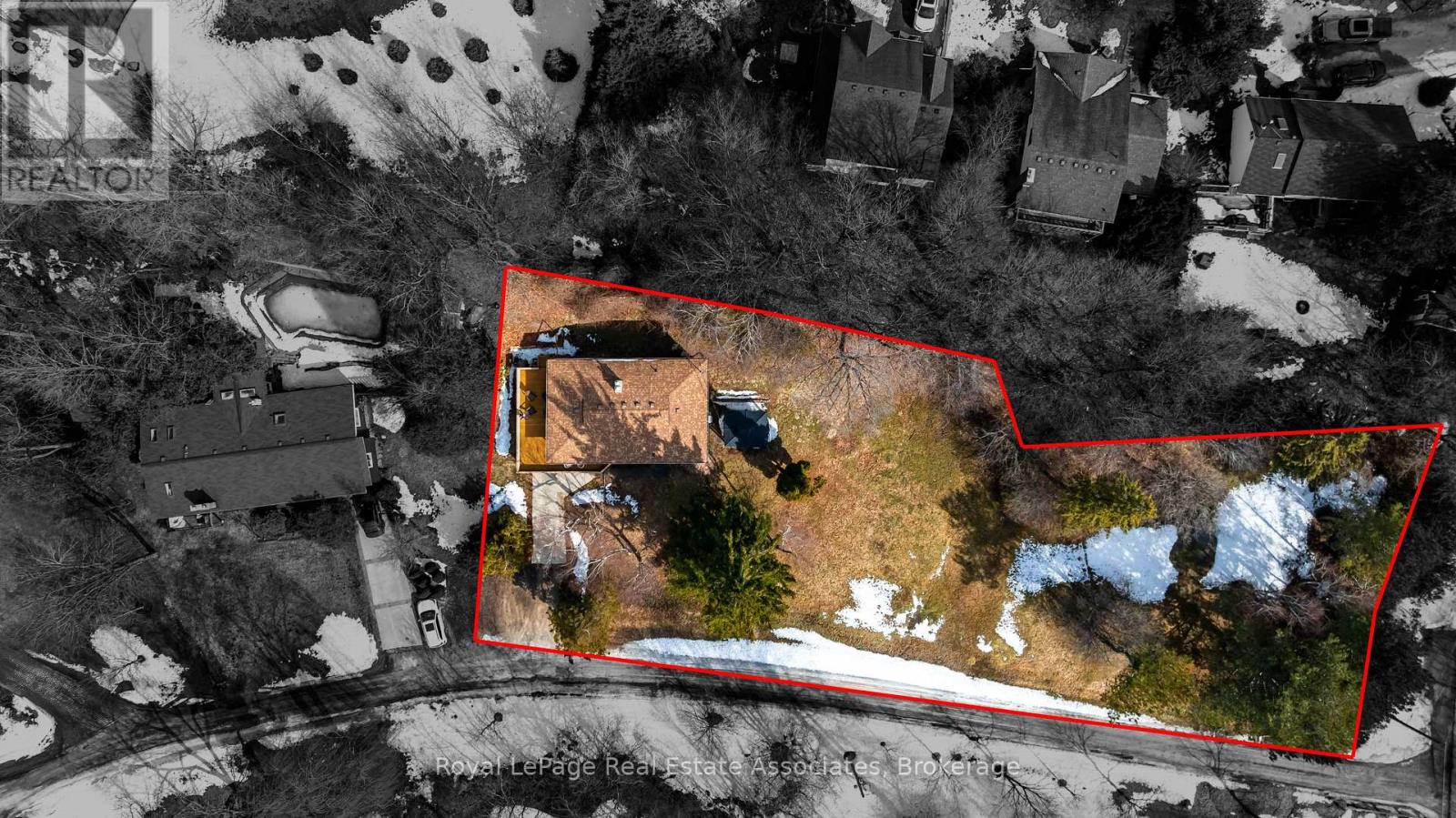 8 Ann Street, Halton Hills (Georgetown), Ontario  L7G 2V2 - Photo 36 - W13825176