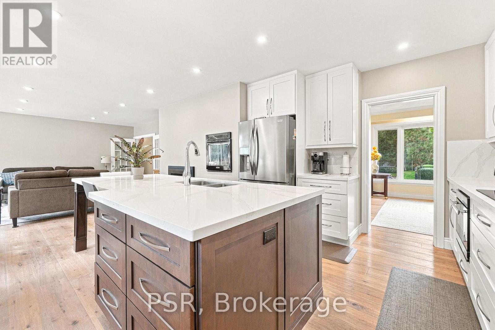 15 Valleyview Road, Halton Hills (Georgetown), Ontario  L7G 1W3 - Photo 4 - W13826632