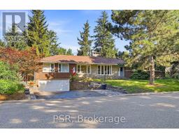 <div class="price">$1,799,990</div> 15 Valleyview Road, Halton Hills (Georgetown)<br><div style="margin-bottom:8px;"><small>Psr</small></div><div class='bed_bath'>7 Bed | 5 Bath</div>