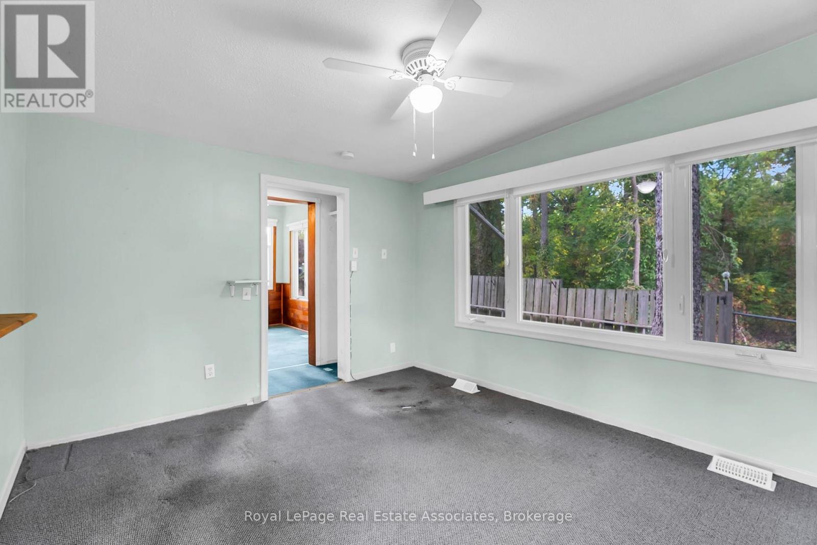 20 Adamson Street N, Halton Hills (Rural Halton Hills), Ontario  L0P 0A2 - Photo 17 - W13827938