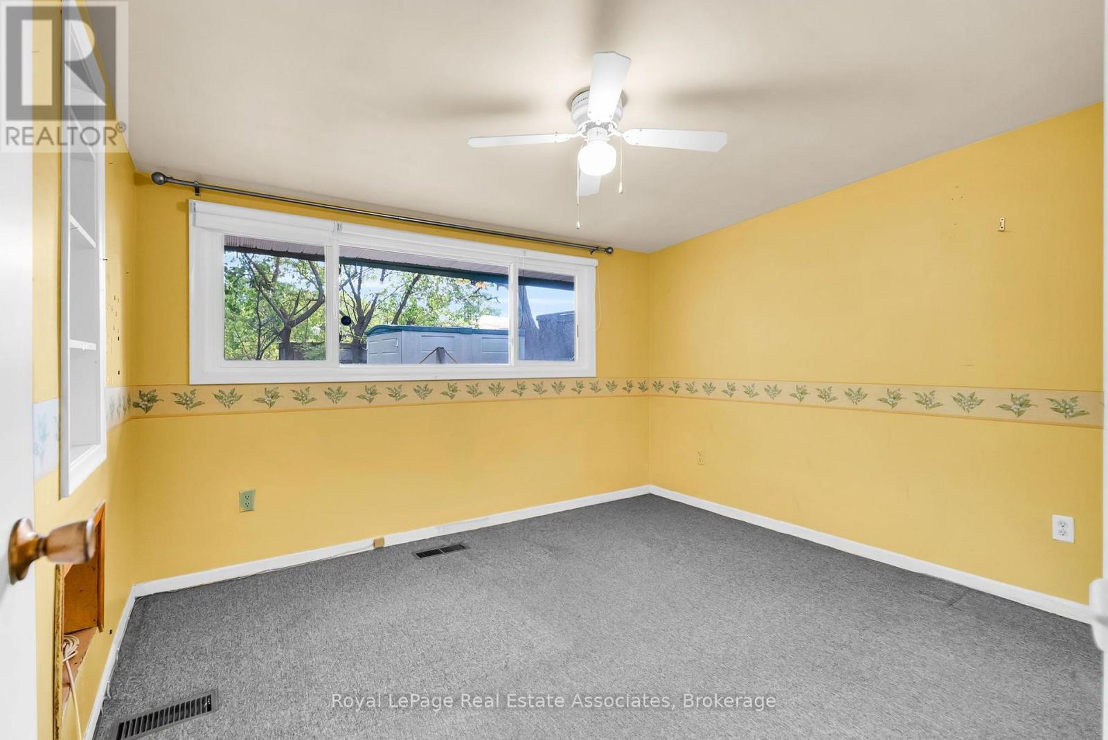 20 Adamson Street N, Halton Hills (Rural Halton Hills), Ontario  L0P 0A2 - Photo 22 - W13827938