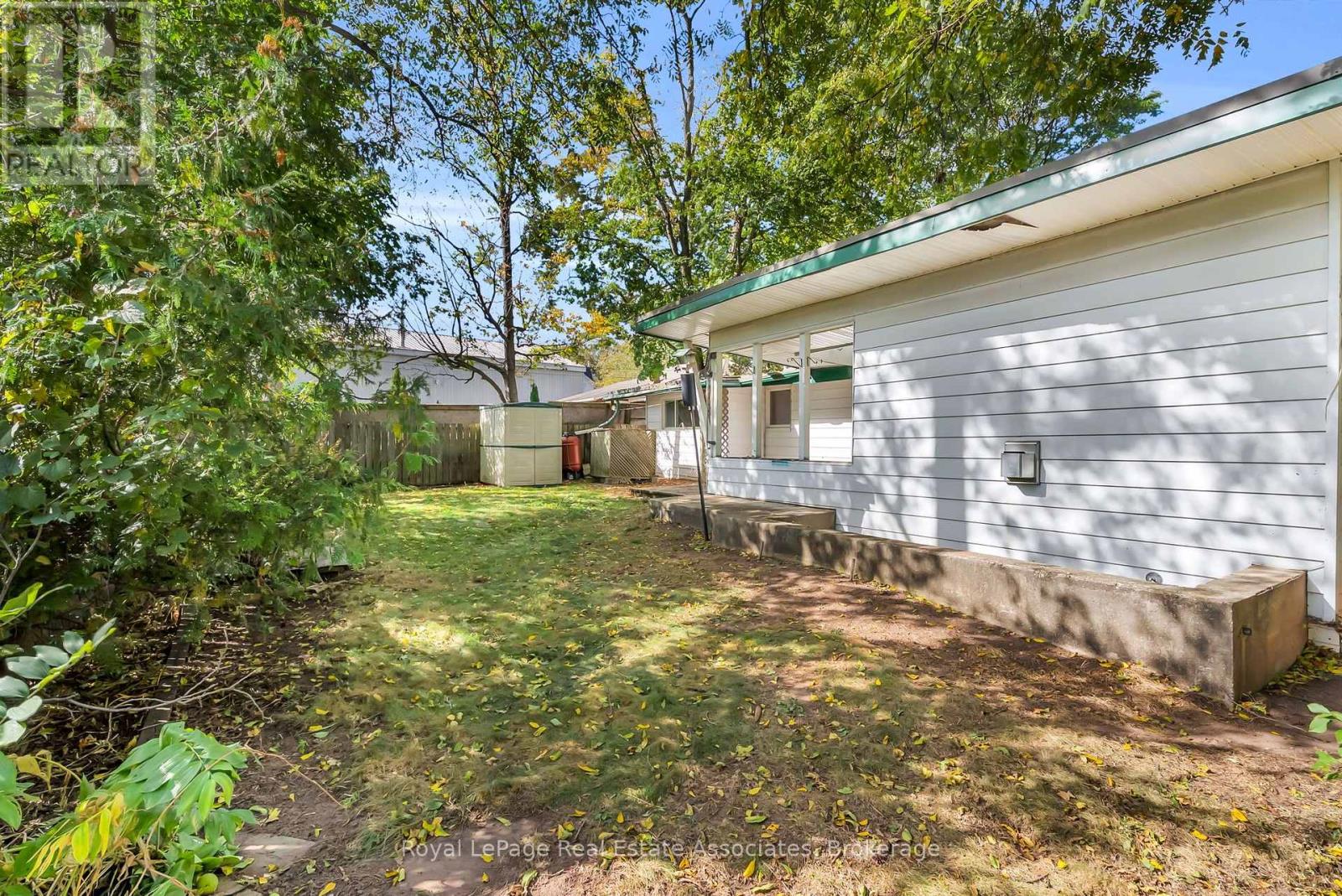 20 Adamson Street N, Halton Hills (Rural Halton Hills), Ontario  L0P 0A2 - Photo 26 - W13827938