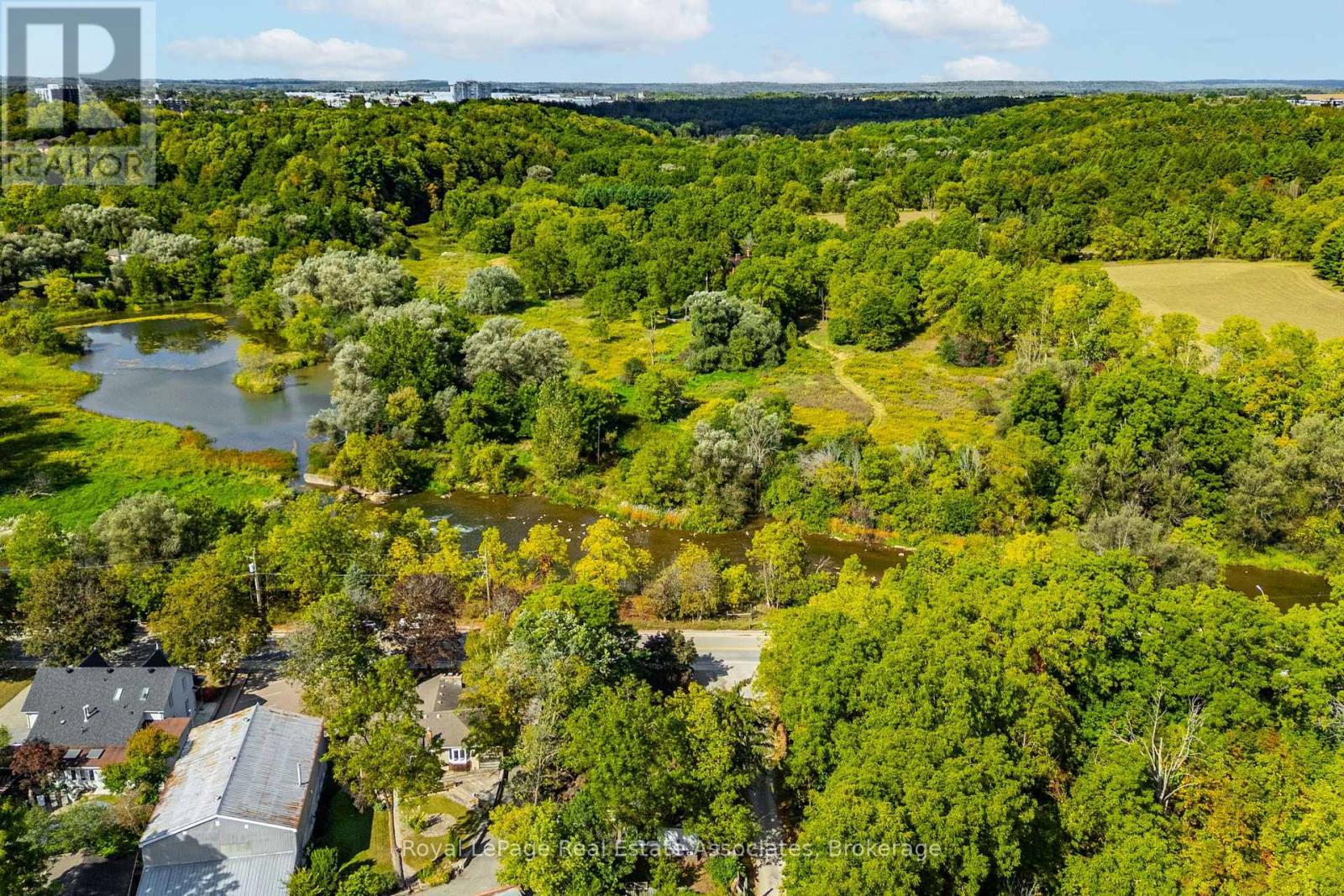 20 Adamson Street N, Halton Hills (Rural Halton Hills), Ontario  L0P 0A2 - Photo 31 - W13827938