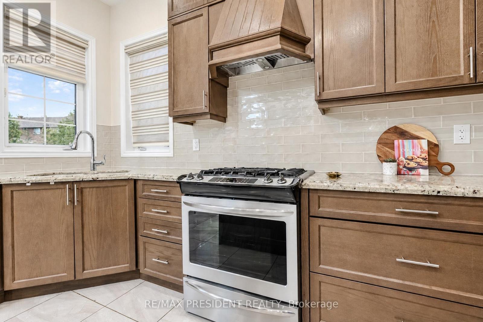 31 Monarch Drive, Halton Hills (Georgetown), Ontario  L7G 0H9 - Photo 19 - W13828804
