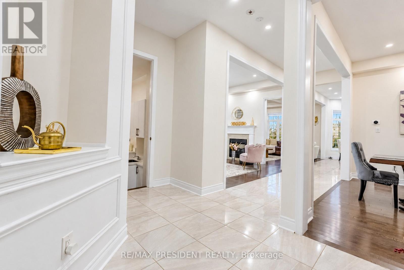 31 Monarch Drive, Halton Hills (Georgetown), Ontario  L7G 0H9 - Photo 9 - W13828804