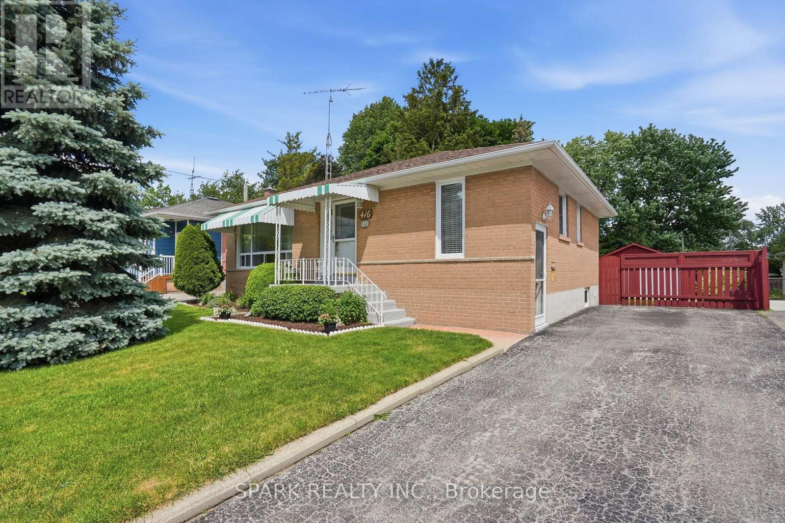 416 Delrex Boulevard, Halton Hills (Georgetown), Ontario  L7G 4H9 - Photo 3 - W13828922