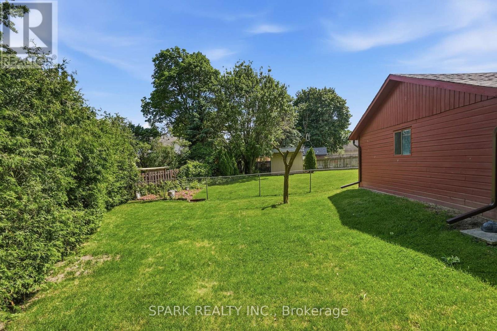 416 Delrex Boulevard, Halton Hills (Georgetown), Ontario  L7G 4H9 - Photo 35 - W13828922