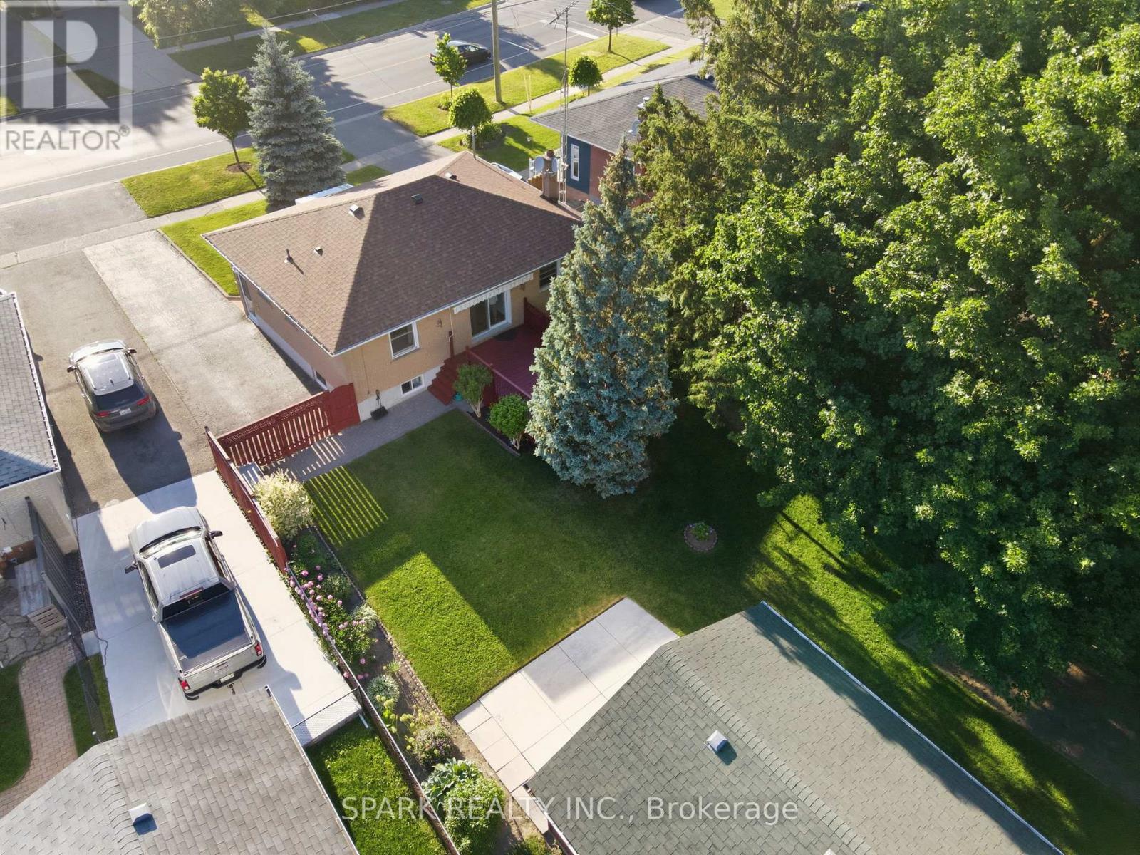 416 Delrex Boulevard, Halton Hills (Georgetown), Ontario  L7G 4H9 - Photo 45 - W13828922