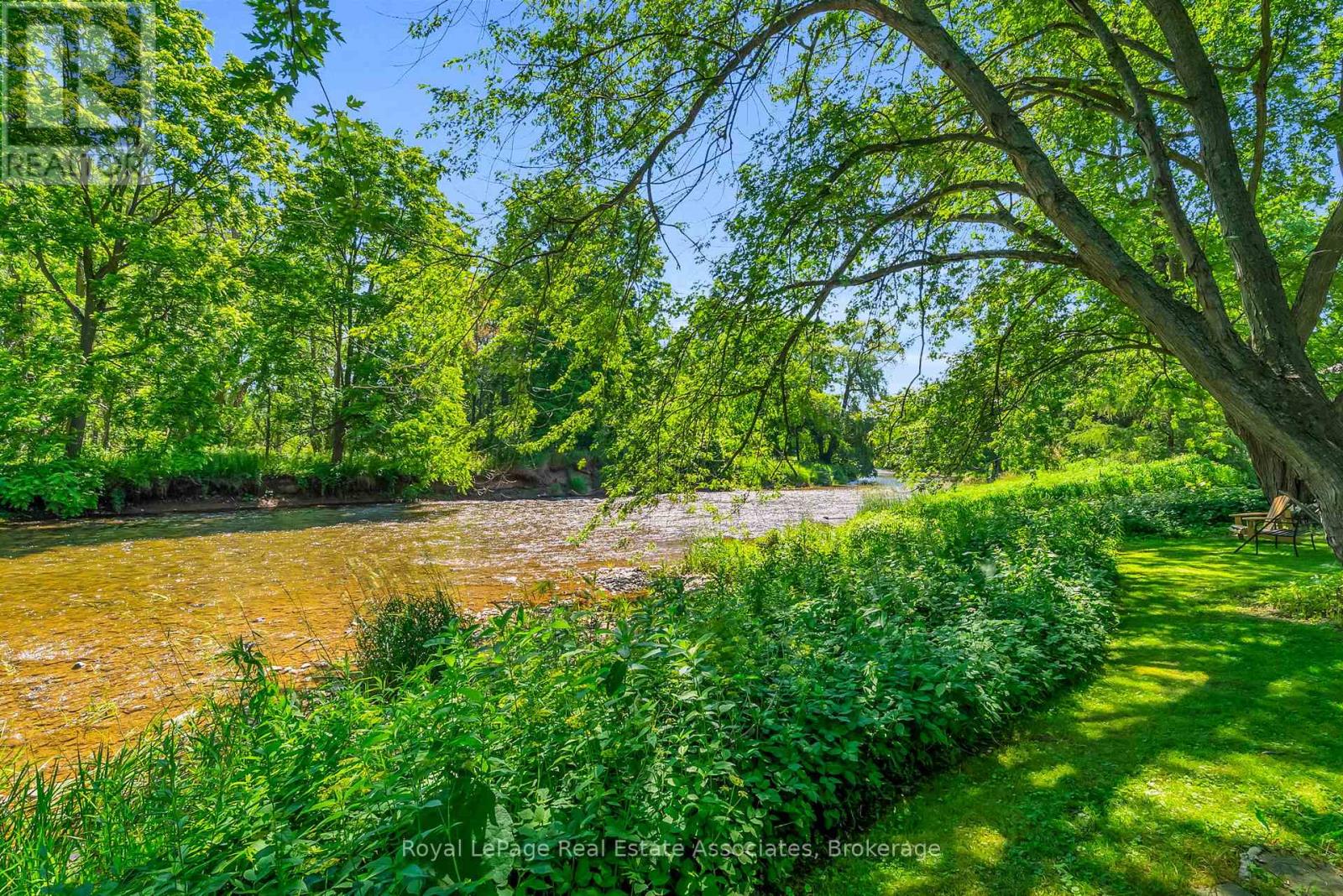 19 Confederation Street, Halton Hills (Glen Williams), Ontario  L7G 3R4 - Photo 41 - W13829212