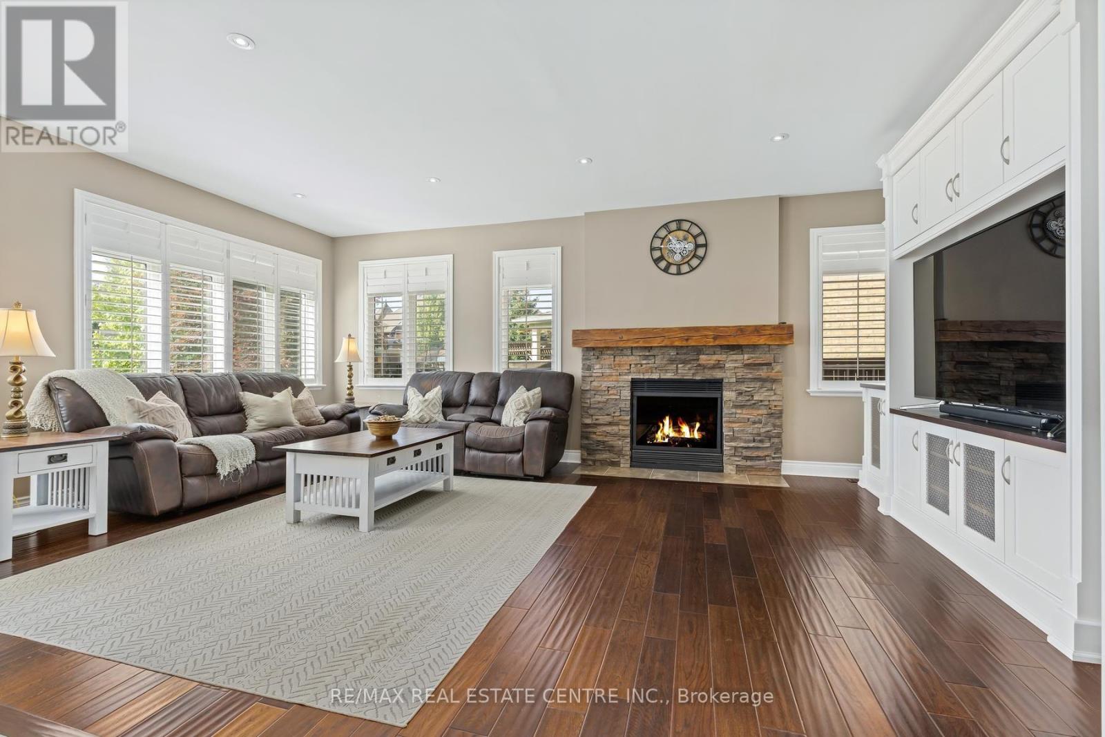 14 View Point Circle, Halton Hills (Georgetown), Ontario  L7G 6P2 - Photo 14 - W13829312
