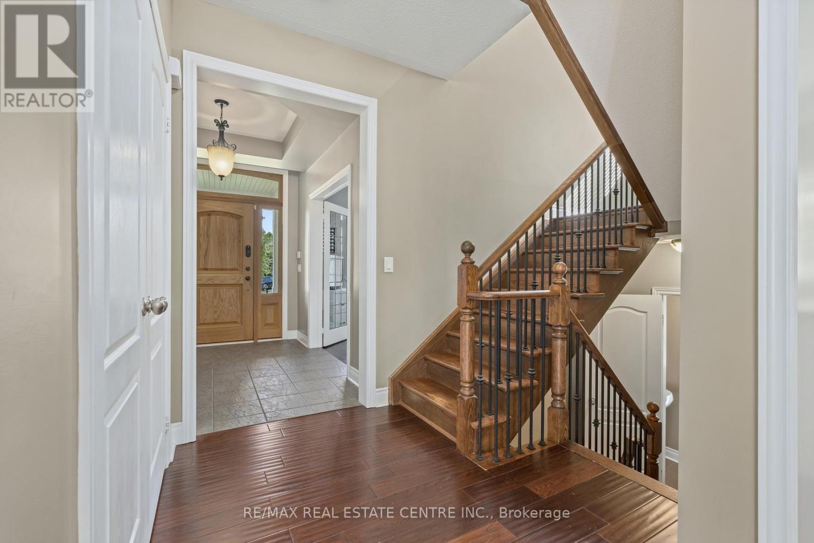 14 View Point Circle, Halton Hills (Georgetown), Ontario  L7G 6P2 - Photo 23 - W13829312