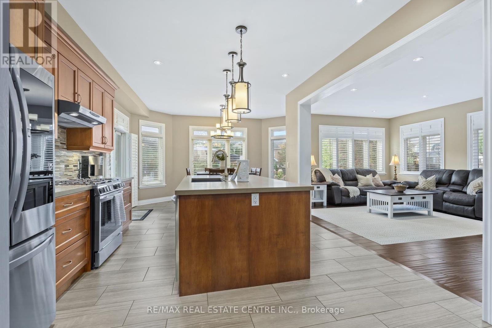 14 View Point Circle, Halton Hills (Georgetown), Ontario  L7G 6P2 - Photo 9 - W13829312