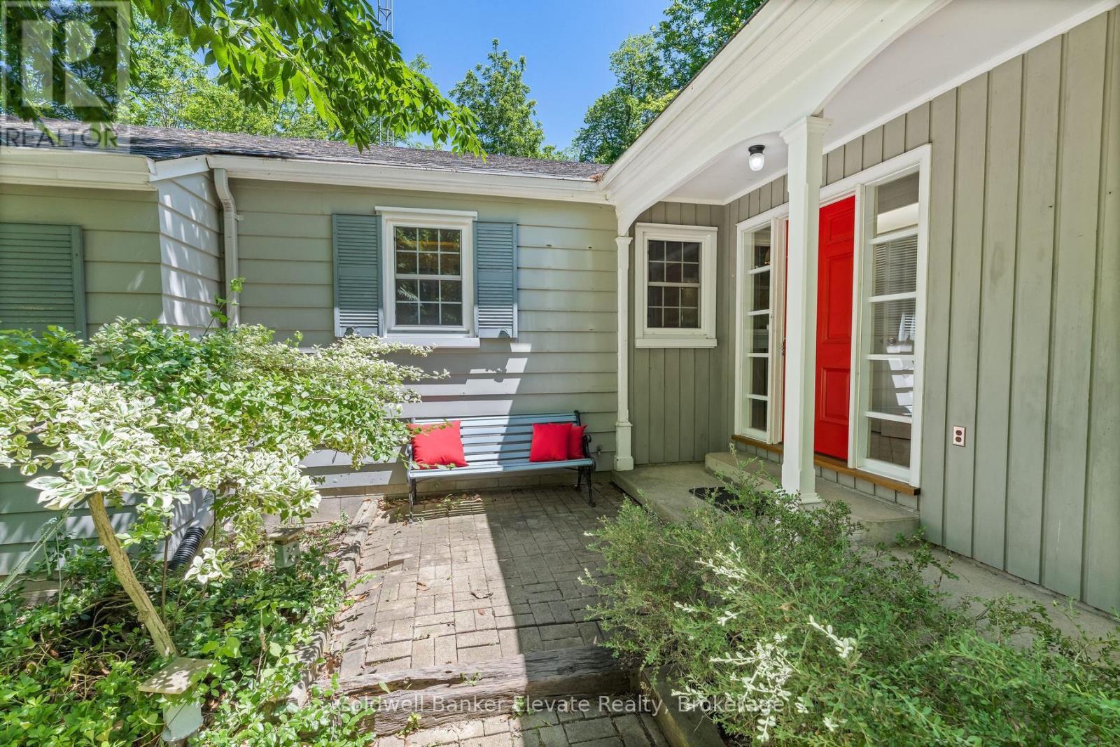 9761 Eighth Line, Halton Hills (Georgetown), Ontario  L7G 4S5 - Photo 5 - W13830446