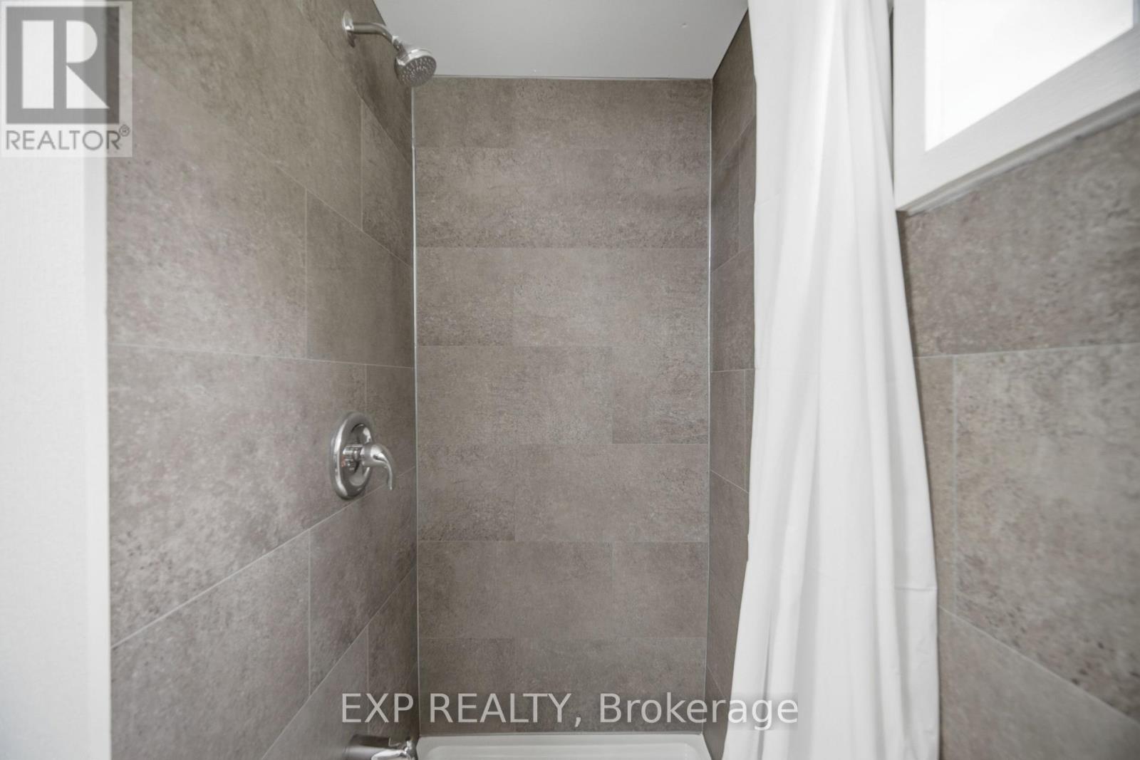32 Maple Avenue E, Halton Hills (Georgetown), Ontario  L7G 5M2 - Photo 35 - W13830454