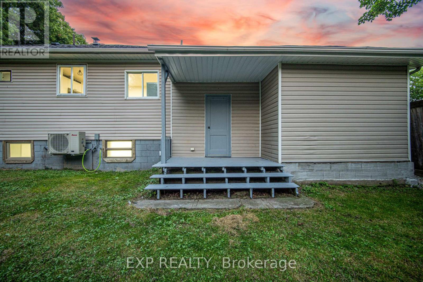 32 Maple Avenue E, Halton Hills (Georgetown), Ontario  L7G 5M2 - Photo 40 - W13830454