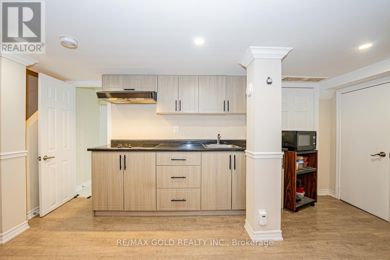 424 Barber Drive, Halton Hills (Georgetown), Ontario  L7G 0A5 - Photo 35 - W13831360