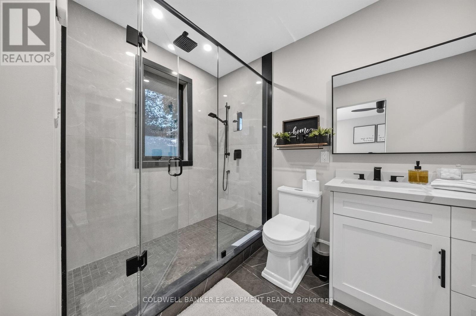 18 Meadvale Road, Halton Hills (Ac Acton), Ontario  L7J 2K8 - Photo 29 - W13832468