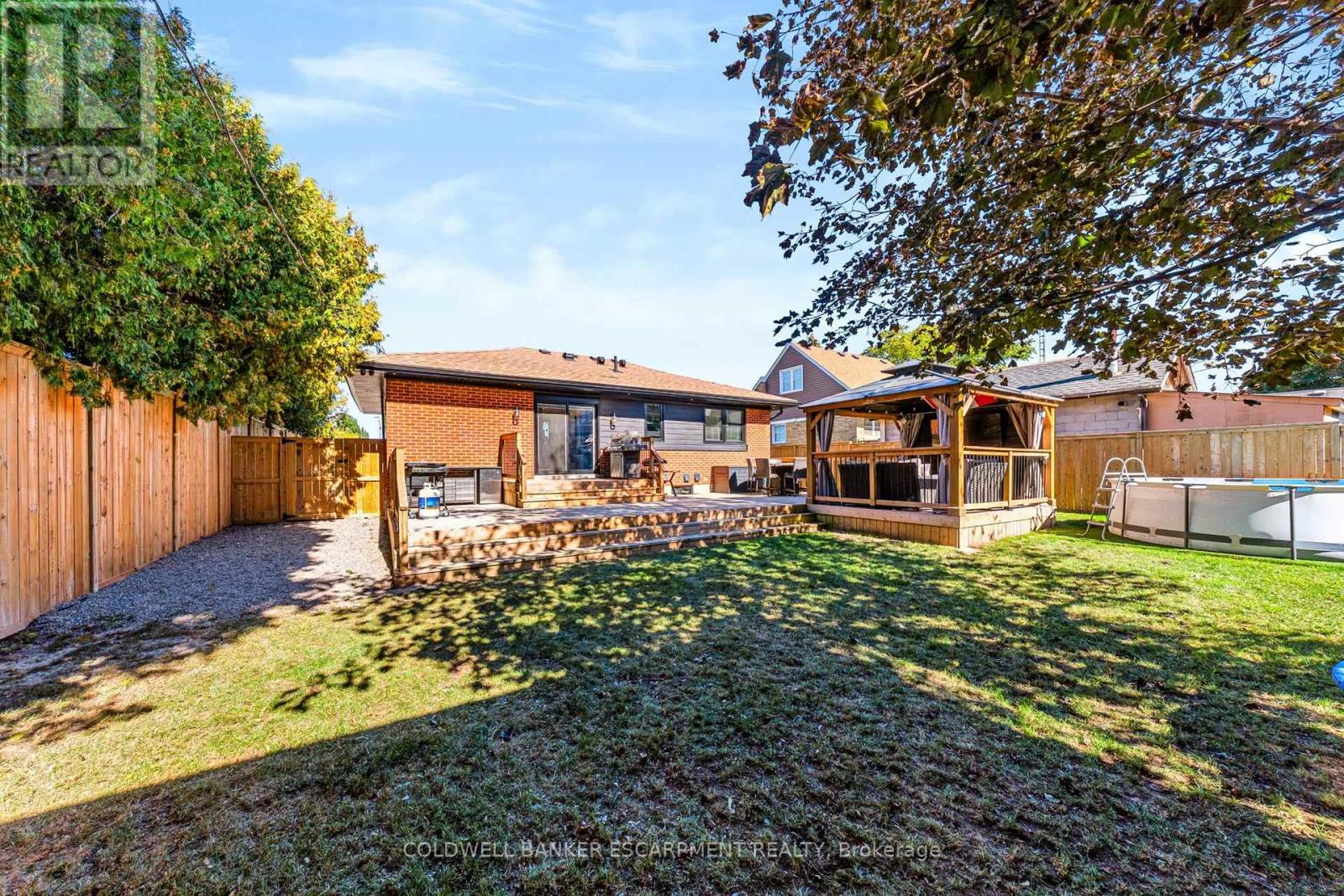 18 Meadvale Road, Halton Hills (Ac Acton), Ontario  L7J 2K8 - Photo 5 - W13832468