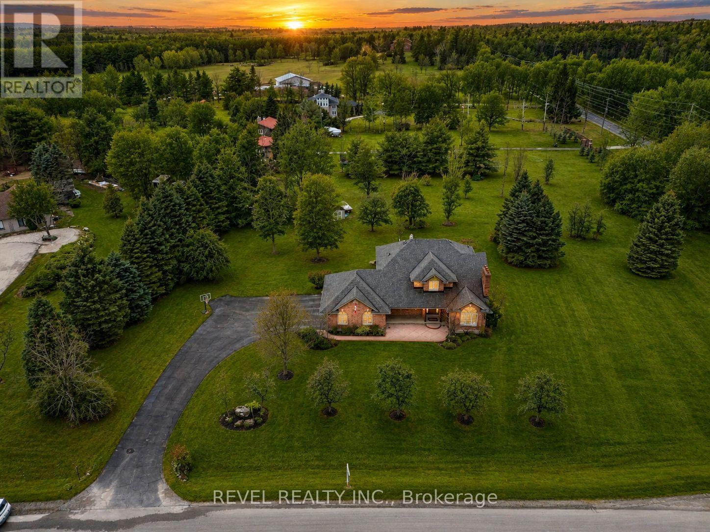 2255 Mohawk Trail, Milton (Campbellville), Ontario  L0P 1B0 - Photo 2 - W13833674