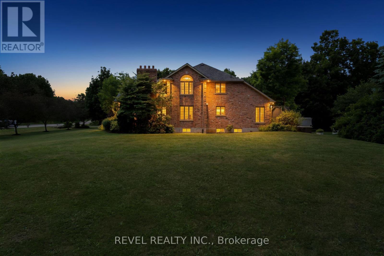 2255 Mohawk Trail, Milton (Campbellville), Ontario  L0P 1B0 - Photo 46 - W13833674