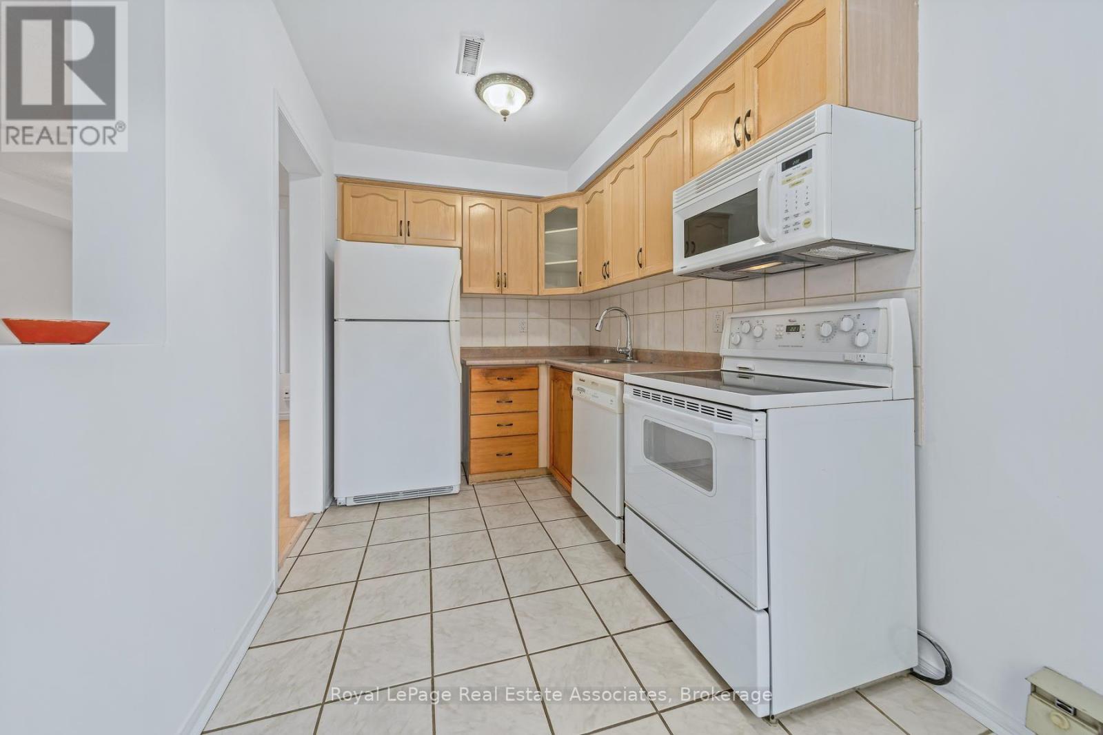 30 Stewart Maclaren Road, Halton Hills (Georgetown), Ontario  L7G 5L9 - Photo 12 - W13834298