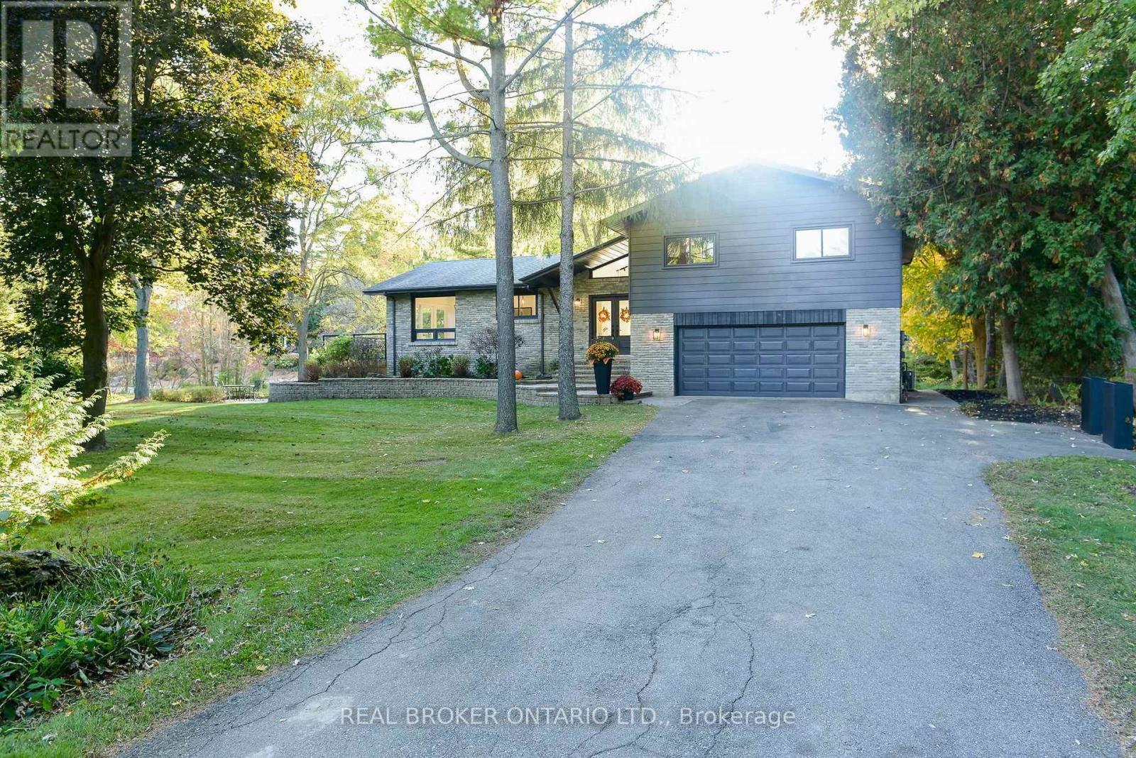 572 Main Street, Halton Hills (Glen Williams), Ontario  L7G 3T6 - Photo 37 - W13834990