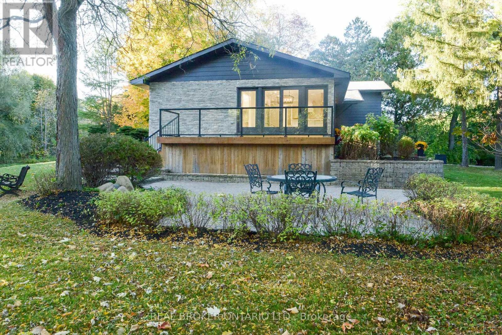 572 Main Street, Halton Hills (Glen Williams), Ontario  L7G 3T6 - Photo 42 - W13834990