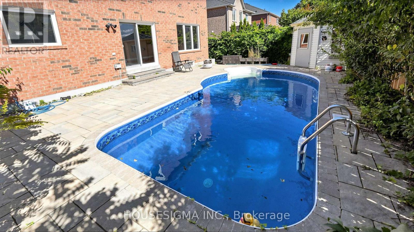 32 Willoughby Way, Halton Hills (Georgetown), Ontario  L7G 6C4 - Photo 41 - W13836026