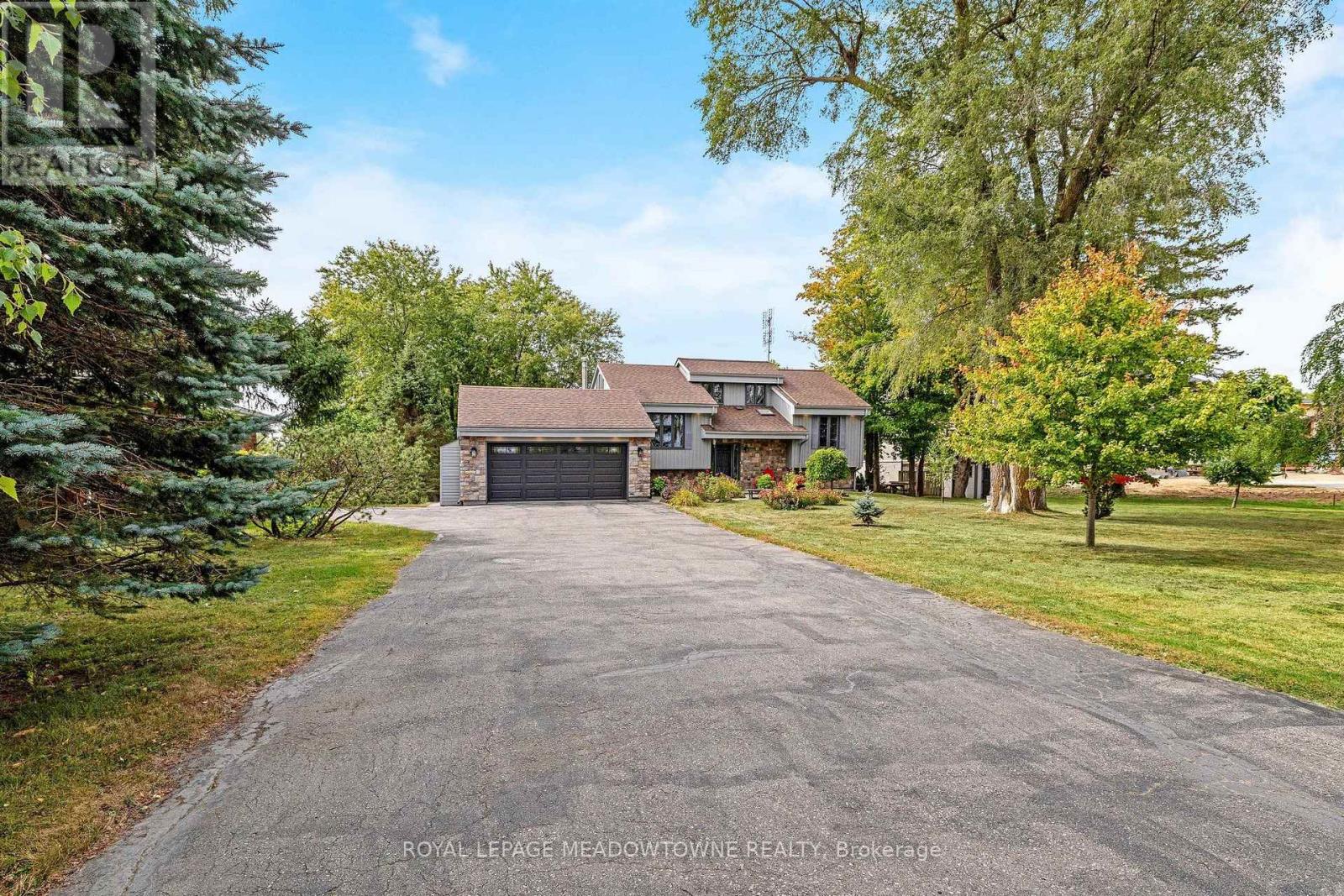 8388 Ninth Line, Halton Hills (Rural Halton Hills), Ontario  L0P 1K0 - Photo 2 - W13838410