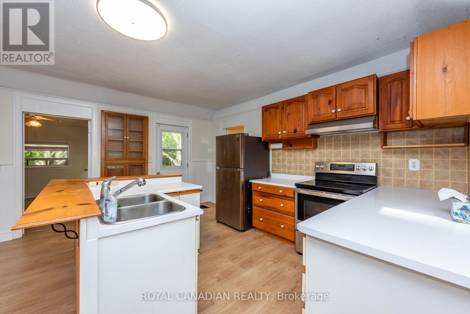 9775 Highway 7, Halton Hills (Rural Halton Hills), Ontario  L7J 2L8 - Photo 15 - W13839350
