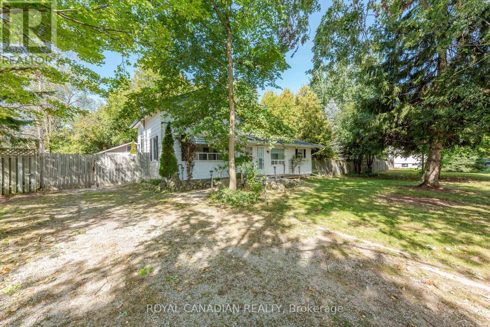 9775 Highway 7, Halton Hills (Rural Halton Hills), Ontario  L7J 2L8 - Photo 3 - W13839350