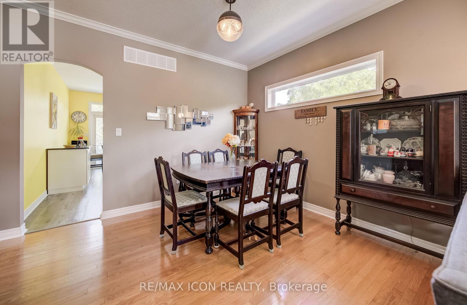 17 Kingsley Road, Halton Hills (Ac Acton), Ontario  L7J 2Z5 - Photo 9 - W13839716