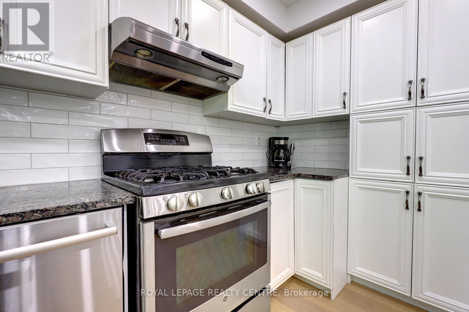69 Glenda Jane Drive, Milton (Campbellville), Ontario  L0P 1B0 - Photo 13 - W13841574