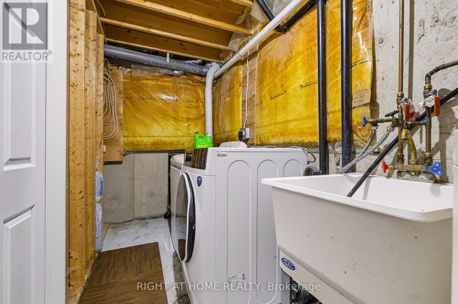 77 Stewart Maclaren Road, Halton Hills (Georgetown), Ontario  L7G 5L8 - Photo 17 - W13842686