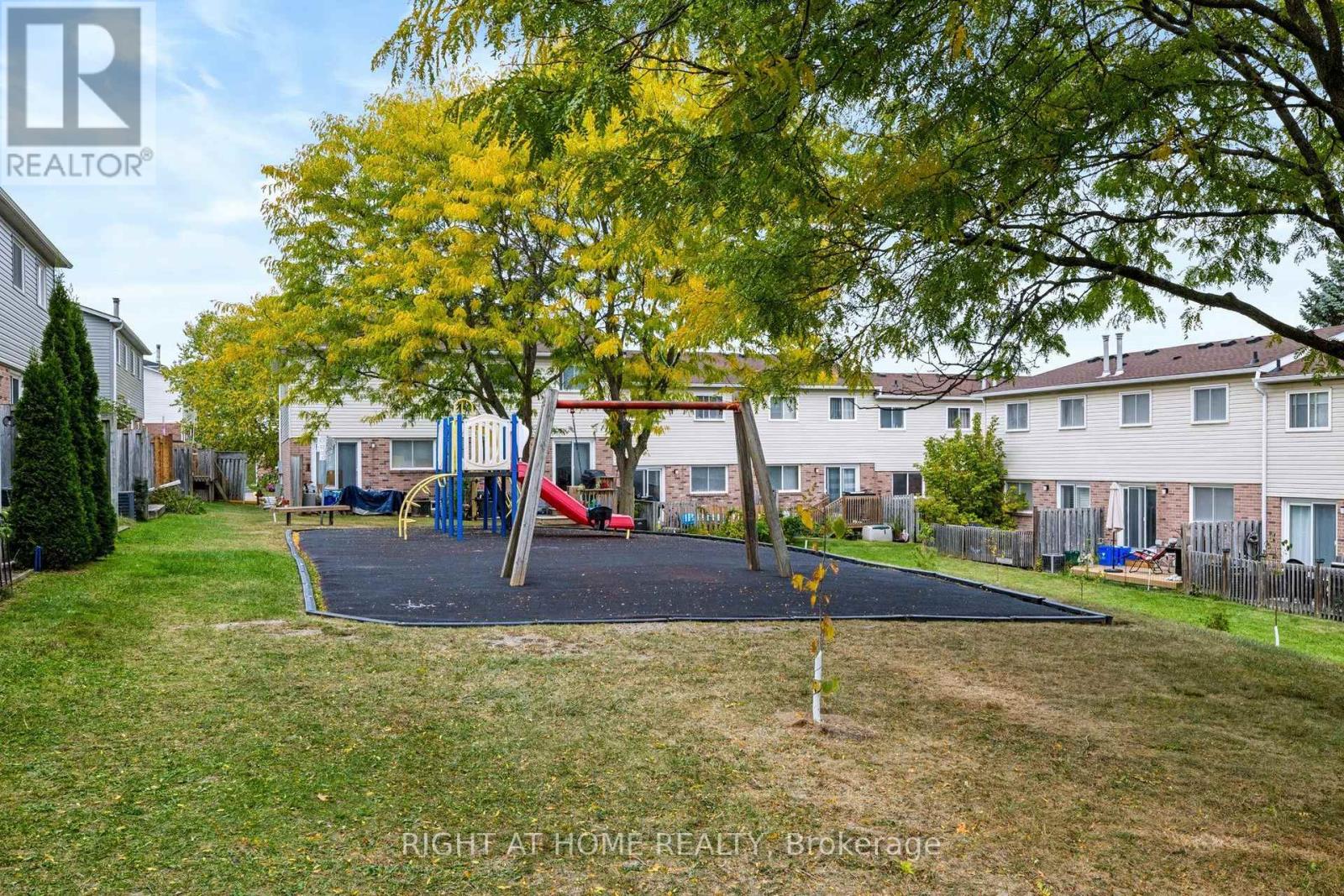 77 Stewart Maclaren Road, Halton Hills (Georgetown), Ontario  L7G 5L8 - Photo 28 - W13842686