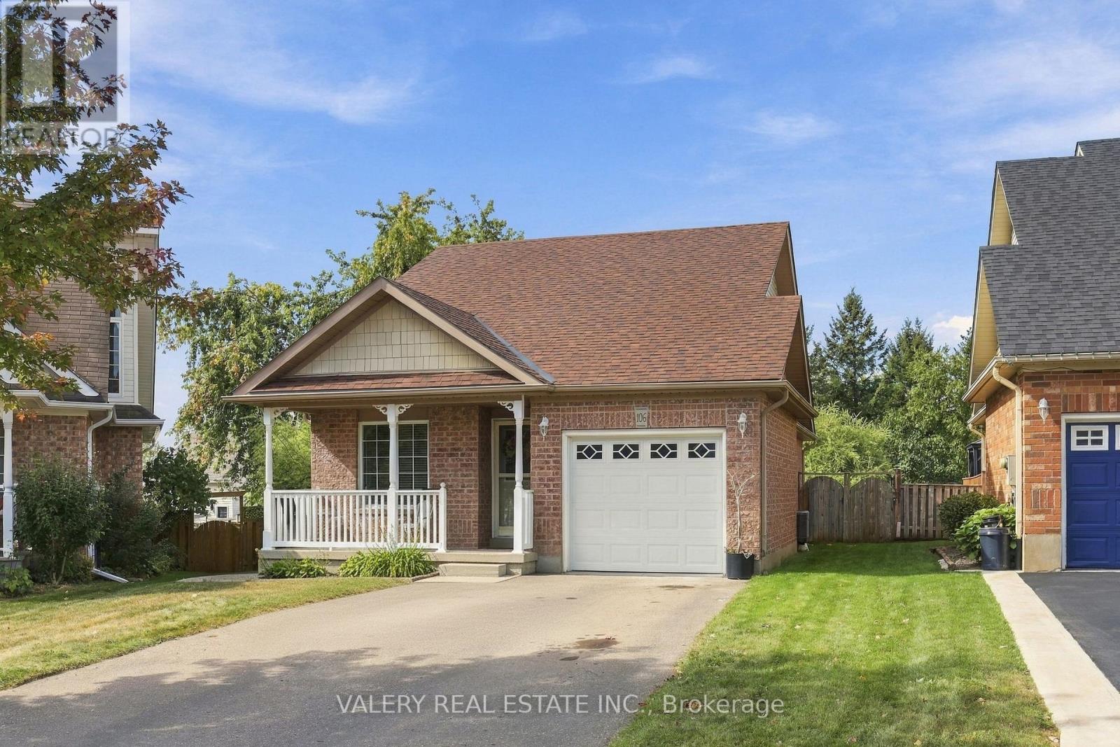 106 Doctor Moore Court, Halton Hills (Ac Acton), Ontario  L7J 3A7 - Photo 1 - W13844524