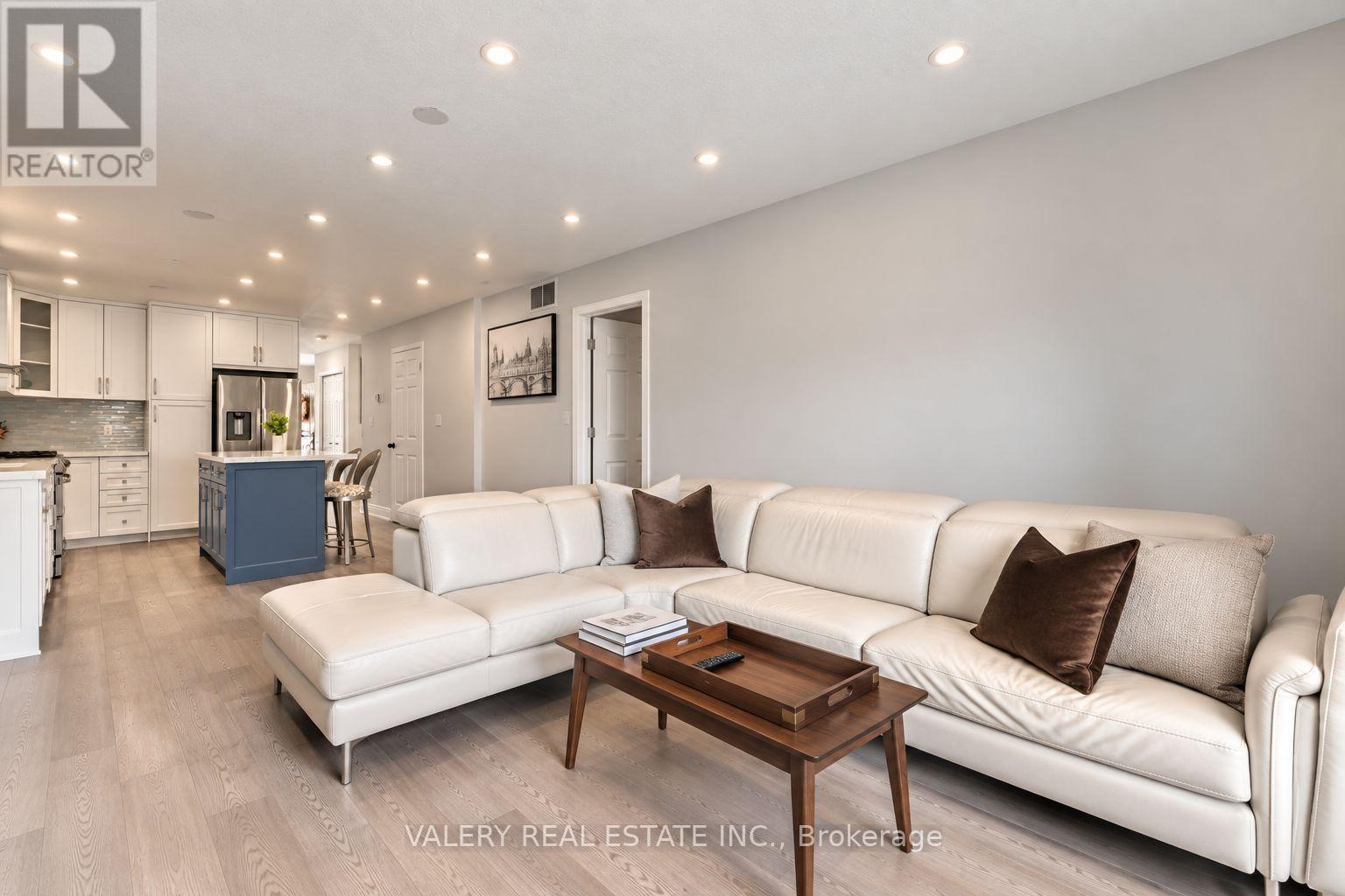 106 Doctor Moore Court, Halton Hills (Ac Acton), Ontario  L7J 3A7 - Photo 11 - W13844524