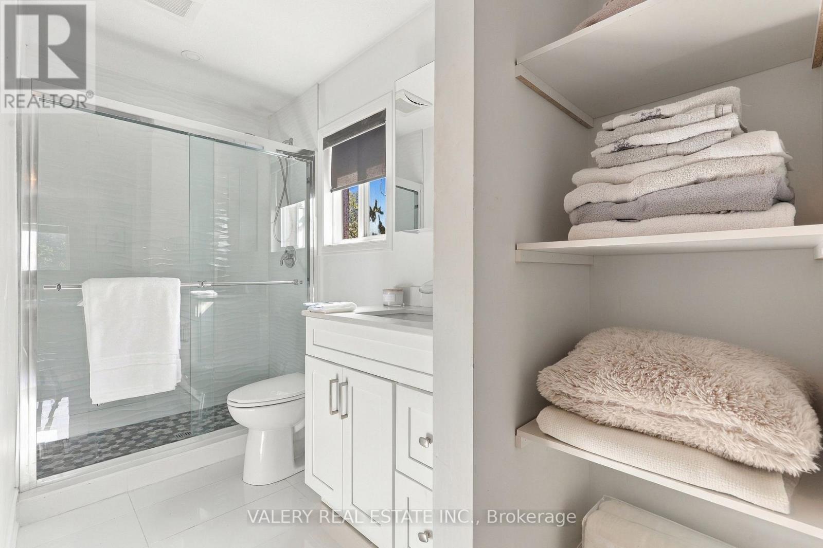 106 Doctor Moore Court, Halton Hills (Ac Acton), Ontario  L7J 3A7 - Photo 15 - W13844524