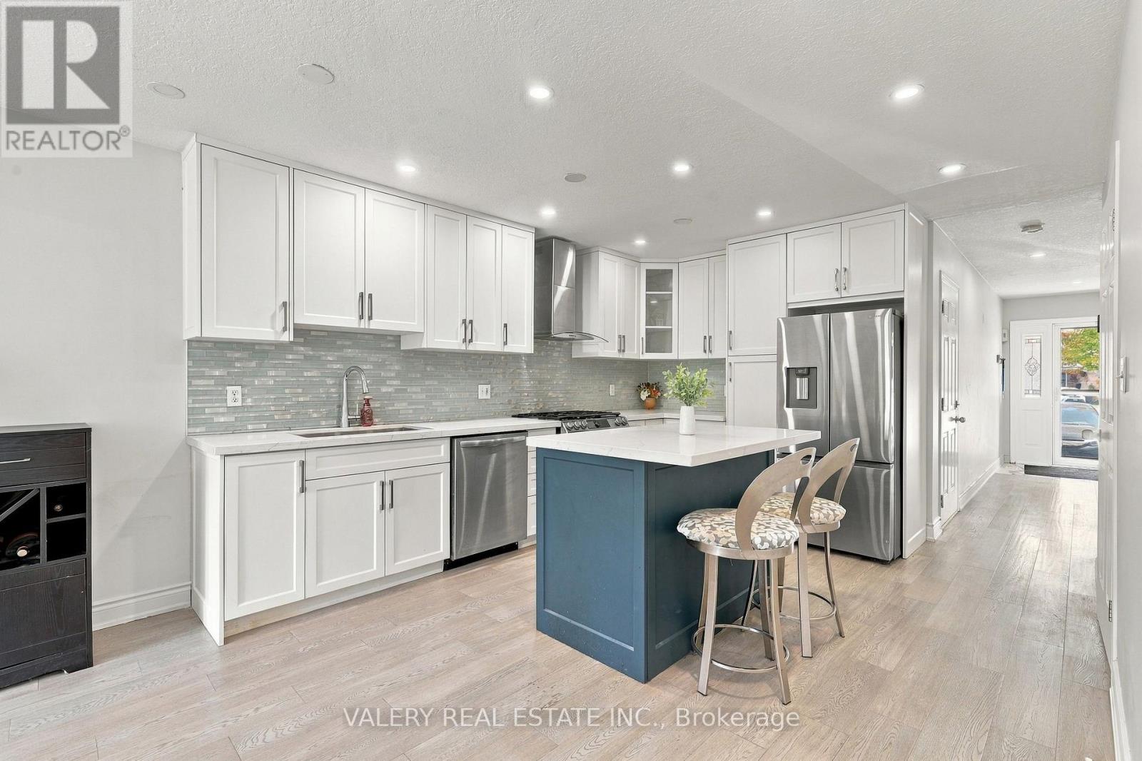 106 Doctor Moore Court, Halton Hills (Ac Acton), Ontario  L7J 3A7 - Photo 8 - W13844524