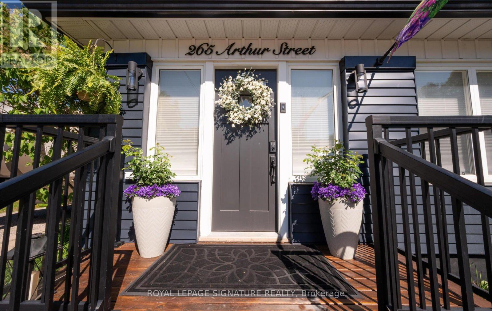 265 Arthur Street, Halton Hills (Ac Acton), Ontario  L7J 1M2 - Photo 2 - W13844742